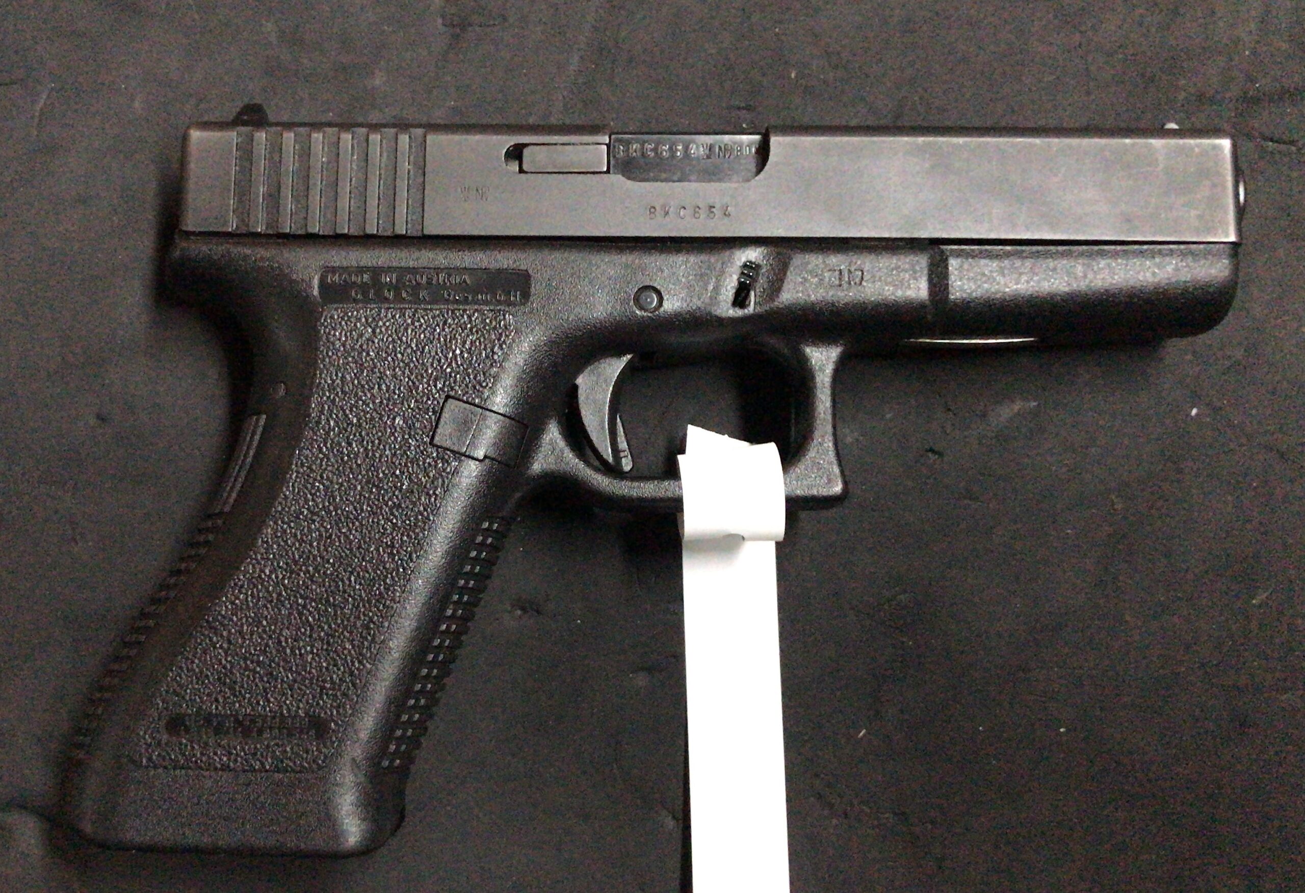 Glock 17 Gen.2 kal. 9x19mm - używany