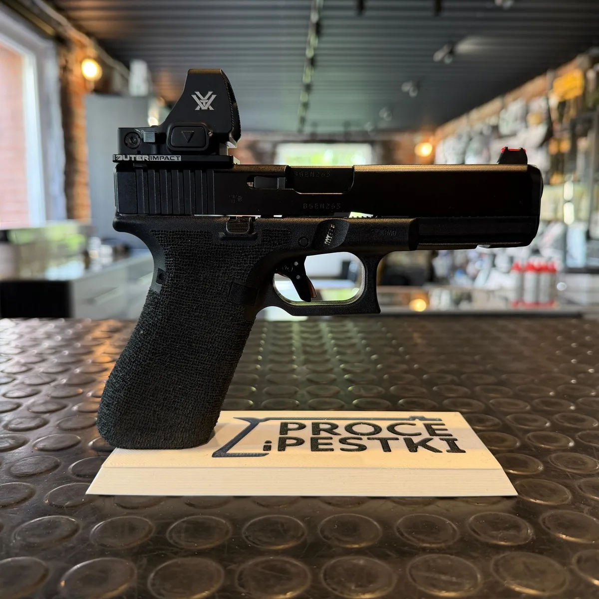 Glock 17 Gen. 5 kal. 9x19mm Timney Vortex Defender XL używany
